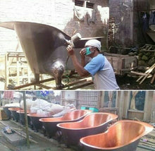 Load image into Gallery viewer, Handcrafted Copper Freestanding Bathtub With A Teak Towel Bar - Spa Quality