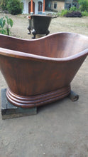 Load image into Gallery viewer, Handcrafted Copper Freestanding Bathtub with two Washbasins - Spa Quality