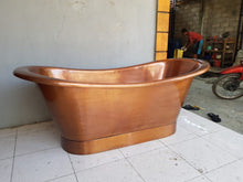 Load image into Gallery viewer, Handcrafted Copper Freestanding Bathtub - Spa Quality